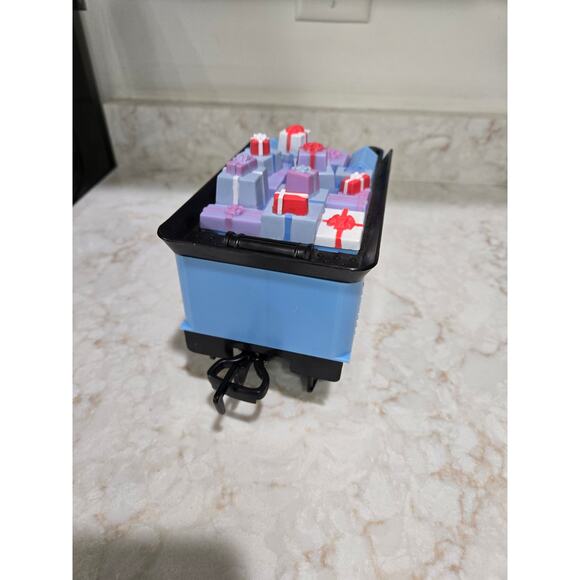 Vintage Bass Rankin Rudolph's Red Nose Express Gift Package Car Replacement - Picture 6 of 7